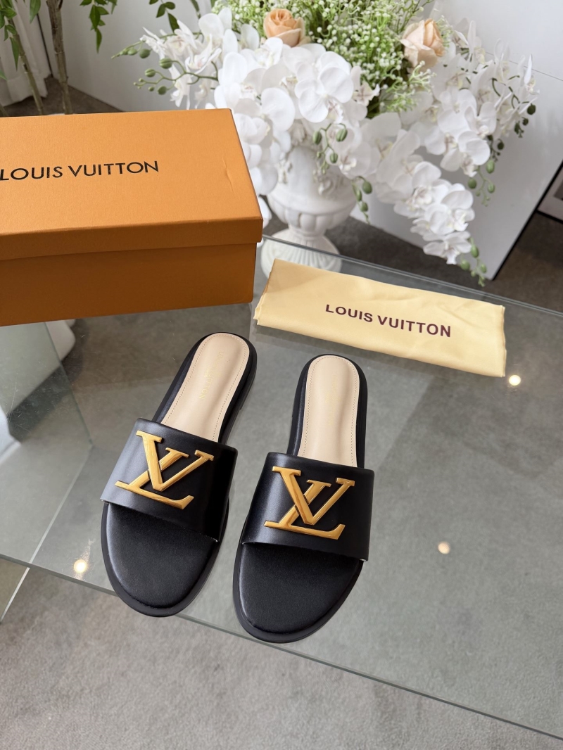 l0vis Vvtt0n slippers